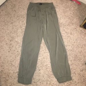 Army green American Eagle pants